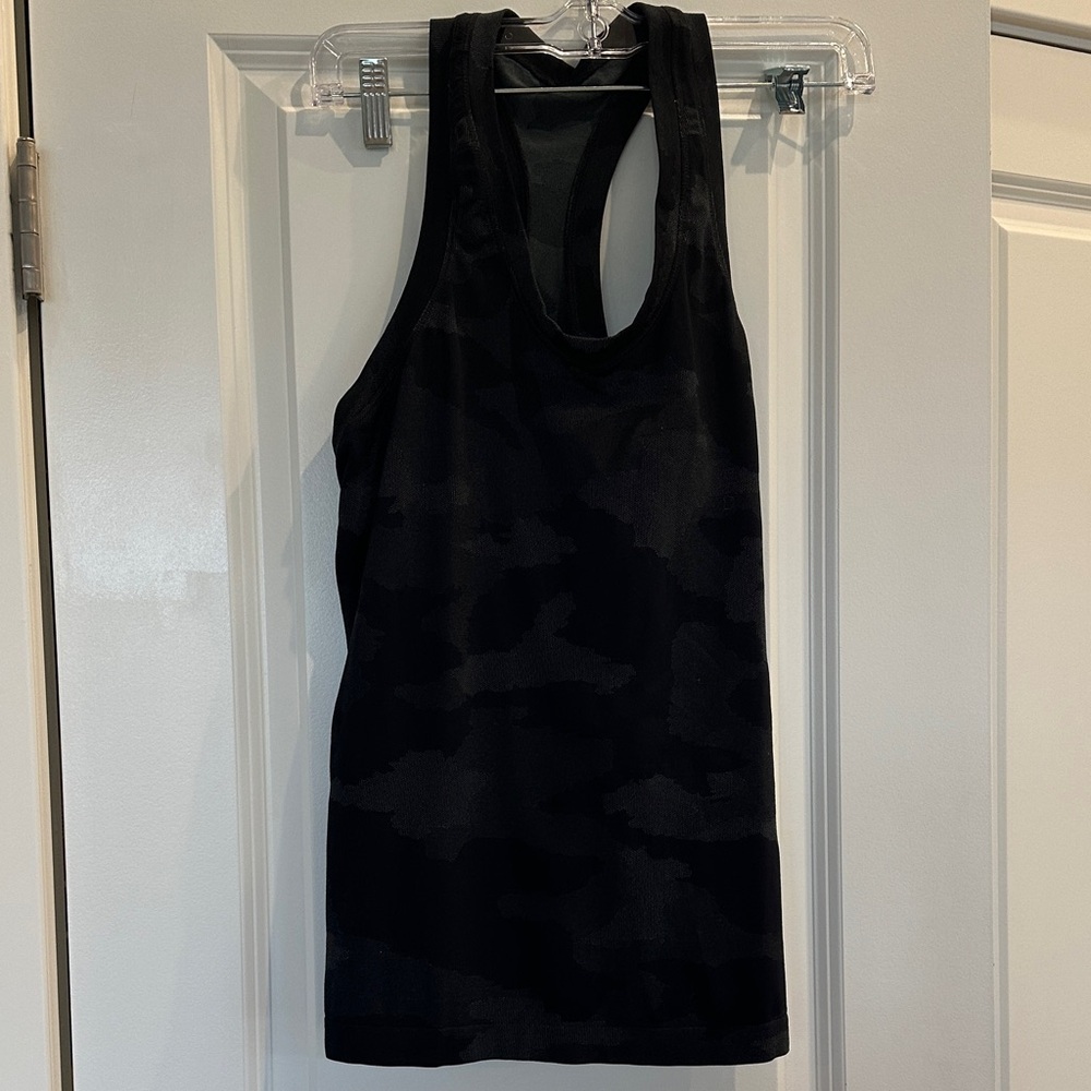 Lululmon Black Camouflage Racerback Tank